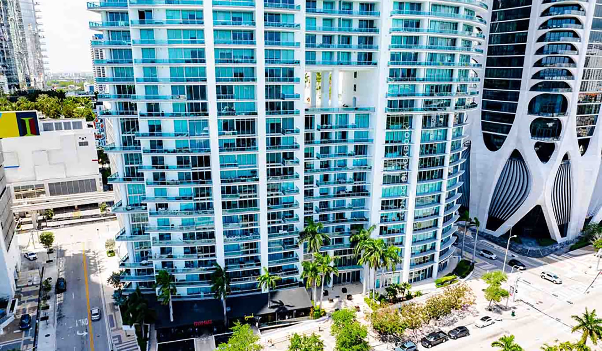 900-biscayne-bay_image_100205480_6399_th